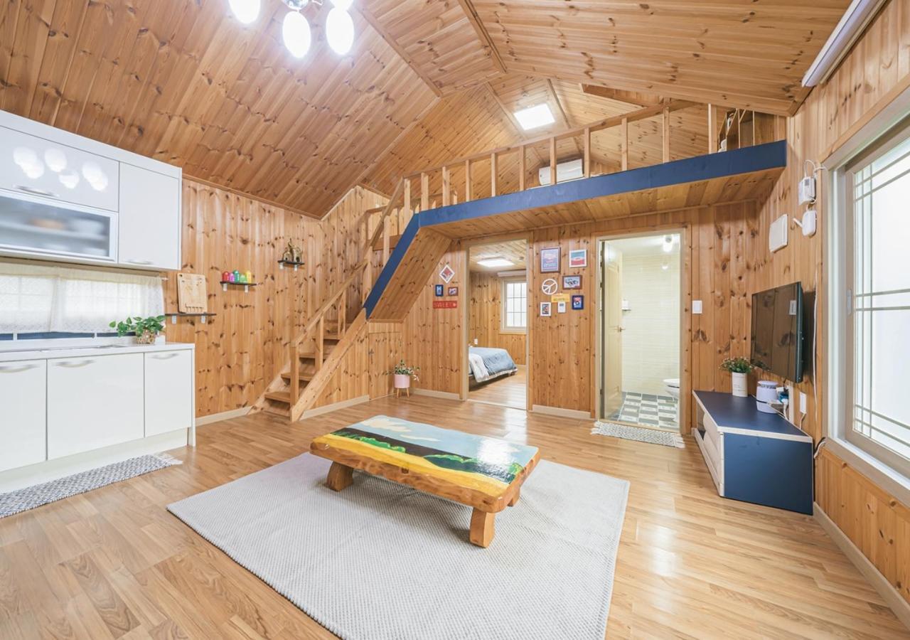 Jeju Haepoomdal Pension Exterior foto